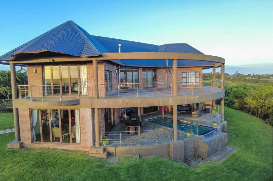 5 Bedroom Property for Sale in East London Rural Eastern Cape
